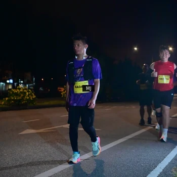 Runner Photo 2736762