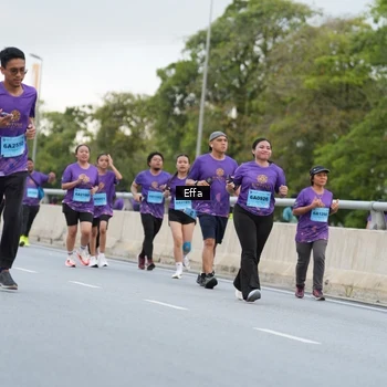 Runner Photo 2736763