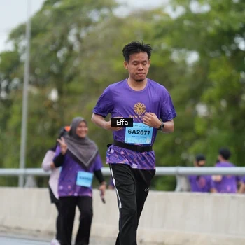 Runner Photo 2736795