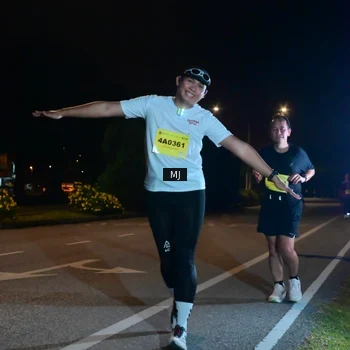 Runner Photo 2736796