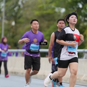 Runner Photo 2736812