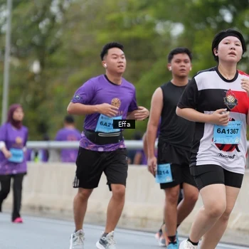 Runner Photo 2736816