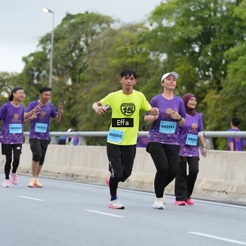 Runner Photo 2736832