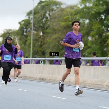 Runner Photo 2736859