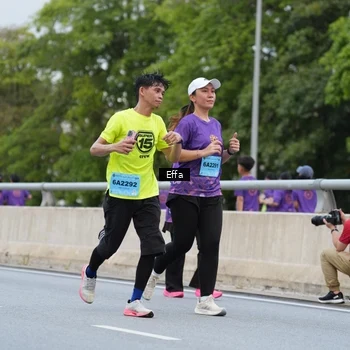 Runner Photo 2736875