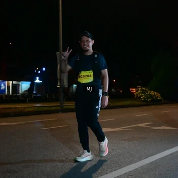 Runner Photo 2736956
