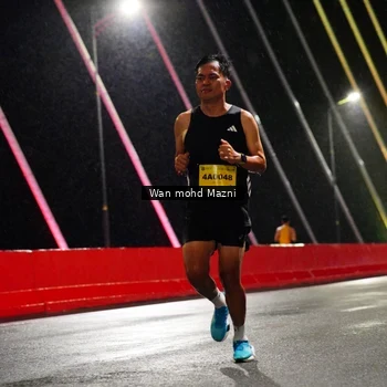 Runner Photo 2736969