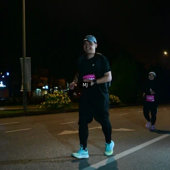 Runner Photo 2737190