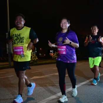 Runner Photo 2737856
