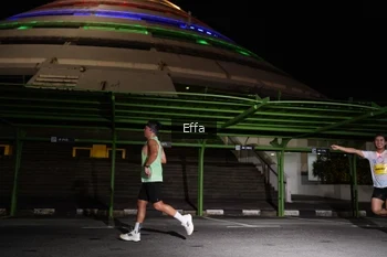 Runner Photo 2738643