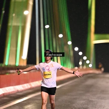 Runner Photo 2739821