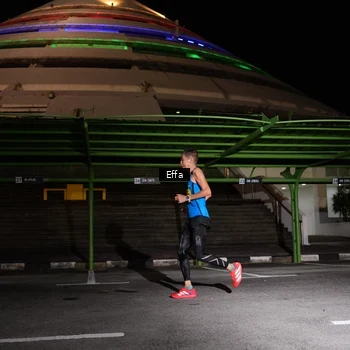 Runner Photo 2739860