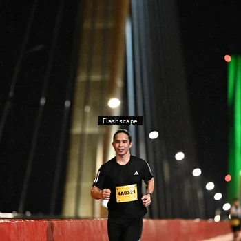 Runner Photo 2739943