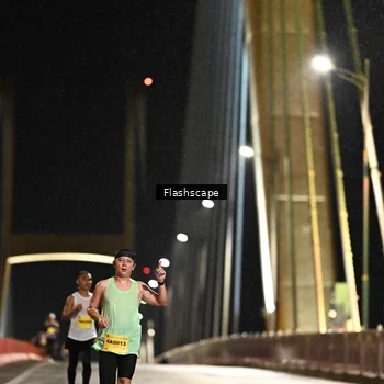 Runner Photo 2739973