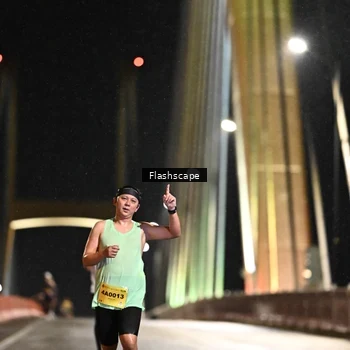 Runner Photo 2739990