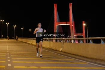 Runner Photo 2740461