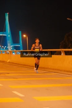 Runner Photo 2740559