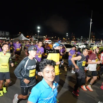 Runner Photo 2741429