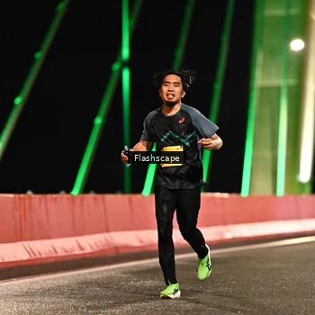 Runner Photo 2741647