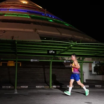 Runner Photo 2741865
