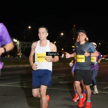 Runner Photo 2742119
