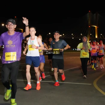 Runner Photo 2742124