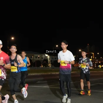 Runner Photo 2742513