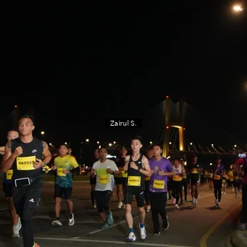 Runner Photo 2742554