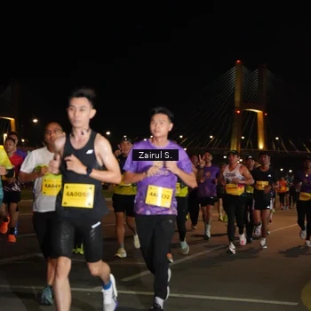 Runner Photo 2742570