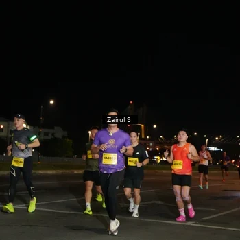 Runner Photo 2742648
