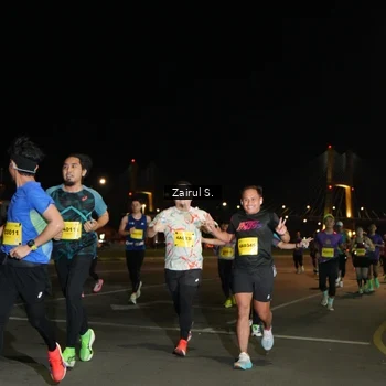 Runner Photo 2742990