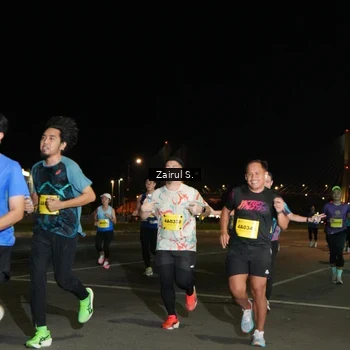 Runner Photo 2743003