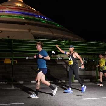 Runner Photo 2743008