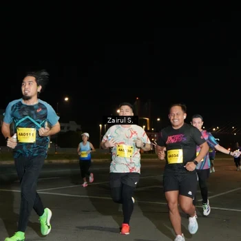 Runner Photo 2743010