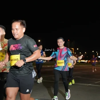 Runner Photo 2743012