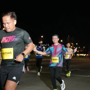 Runner Photo 2743018