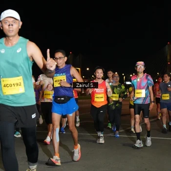 Runner Photo 2743087