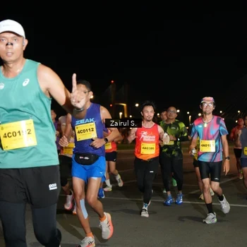 Runner Photo 2743093
