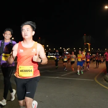 Runner Photo 2743199