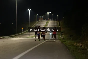 Runner Photo 2744240