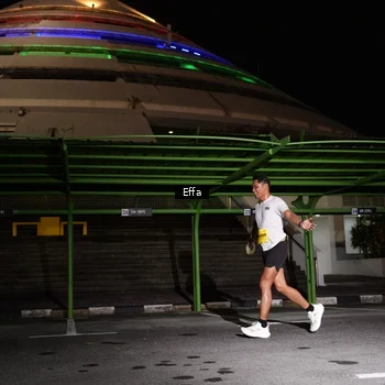 Runner Photo 2744398