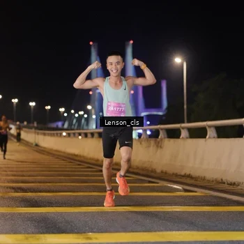 Runner Photo 2744441