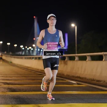 Runner Photo 2744457
