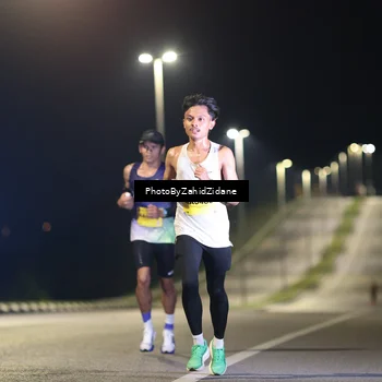 Runner Photo 2744515
