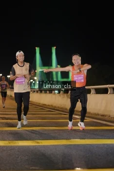 Runner Photo 2744520