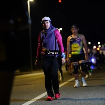 Runner Photo 2744640