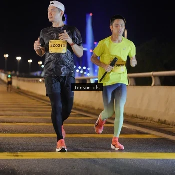 Runner Photo 2744654
