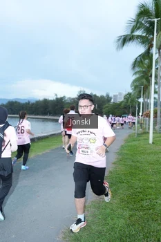 Runner Photo 2744768