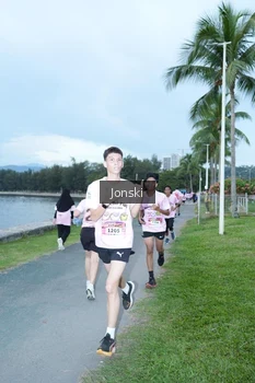 Runner Photo 2744771