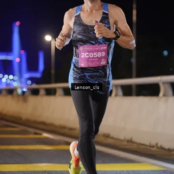 Runner Photo 2744975